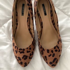 Leopard cone heels